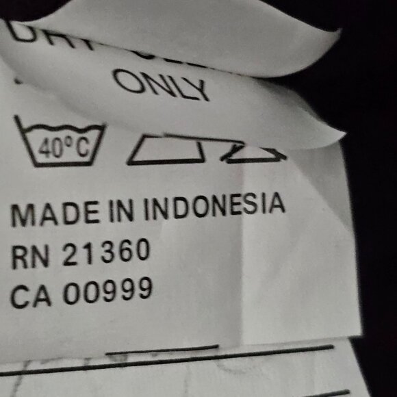 Morilee Madeline Gardner Velvet Chiffon Strapless Plum Bridesmaid Prom Gown - Picture 12 of 12